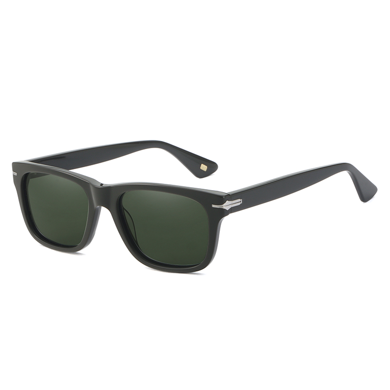 Unisex, casual, acetate frame and temples in dark grey color, with G-15 color organic lenses