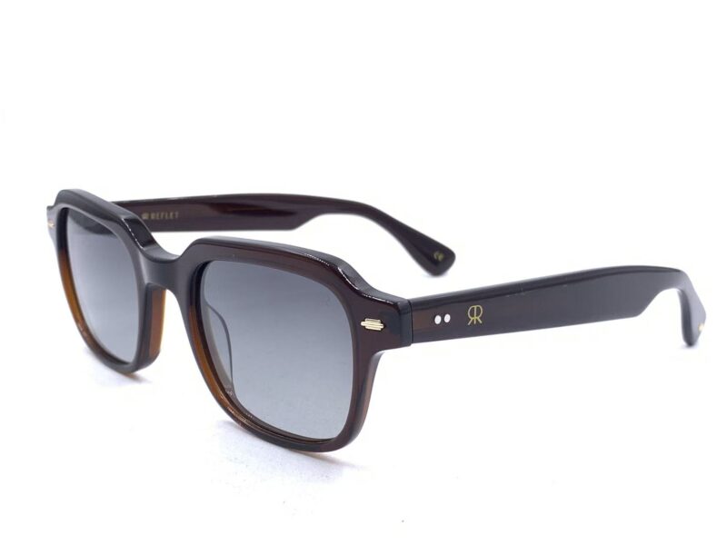 Unisex, casual, acetate frame and temples in brown color, with green gradient polarized lenses