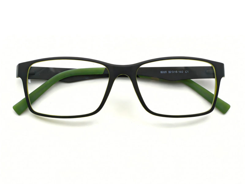 Mat black frame and metallic temples with inner blue details. Assorted black color clip on with smoke polarized lenses.
