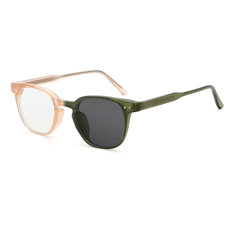 Unisex, salmon transparent, casual frame and temples, which turns to dark green under the sun light, with photochromic lenses from clear to dark smoke